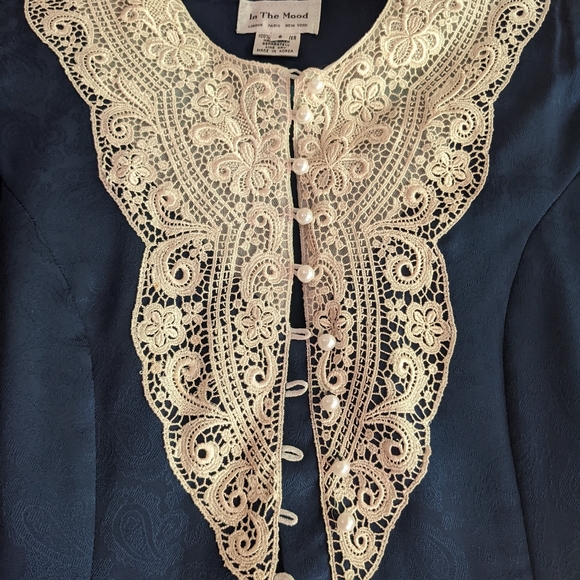 Vintage Neo-Victorian top - Picture 2 of 13